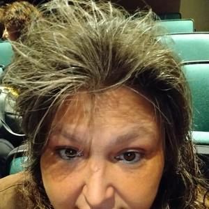 Meet your Posher, Sandra